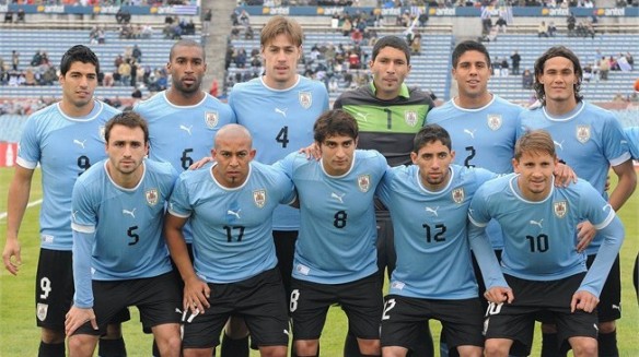 Equipos De Fútbol De Manabí - ¡TRIUNFO CELESTE! #Uruguay venció 5